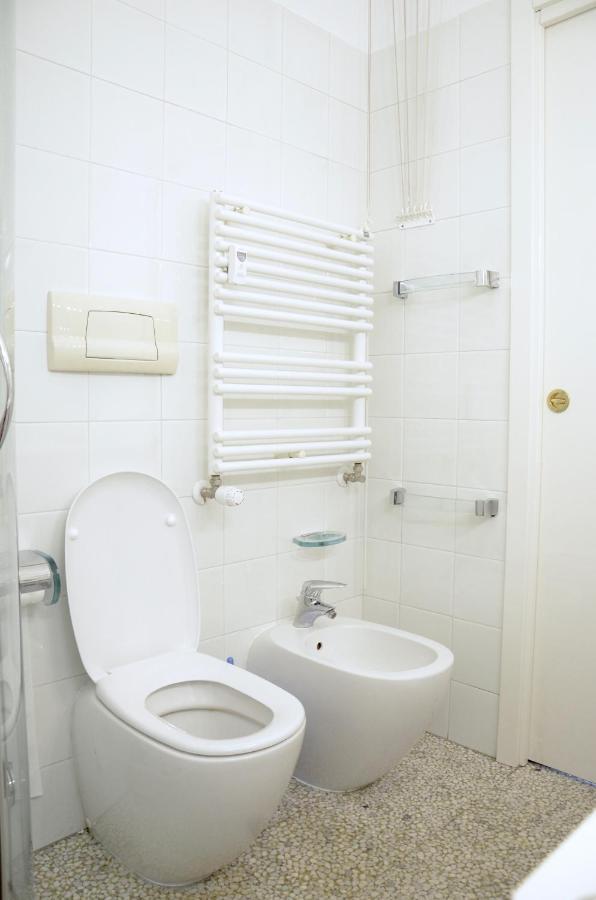 New Renovated Apartment With Balcony Porta Romana 米兰 外观 照片