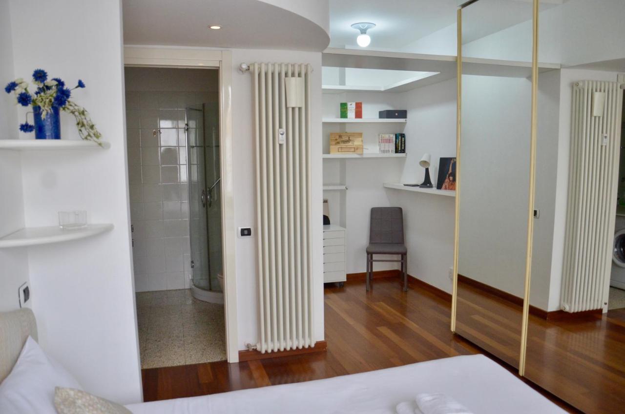 New Renovated Apartment With Balcony Porta Romana 米兰 外观 照片