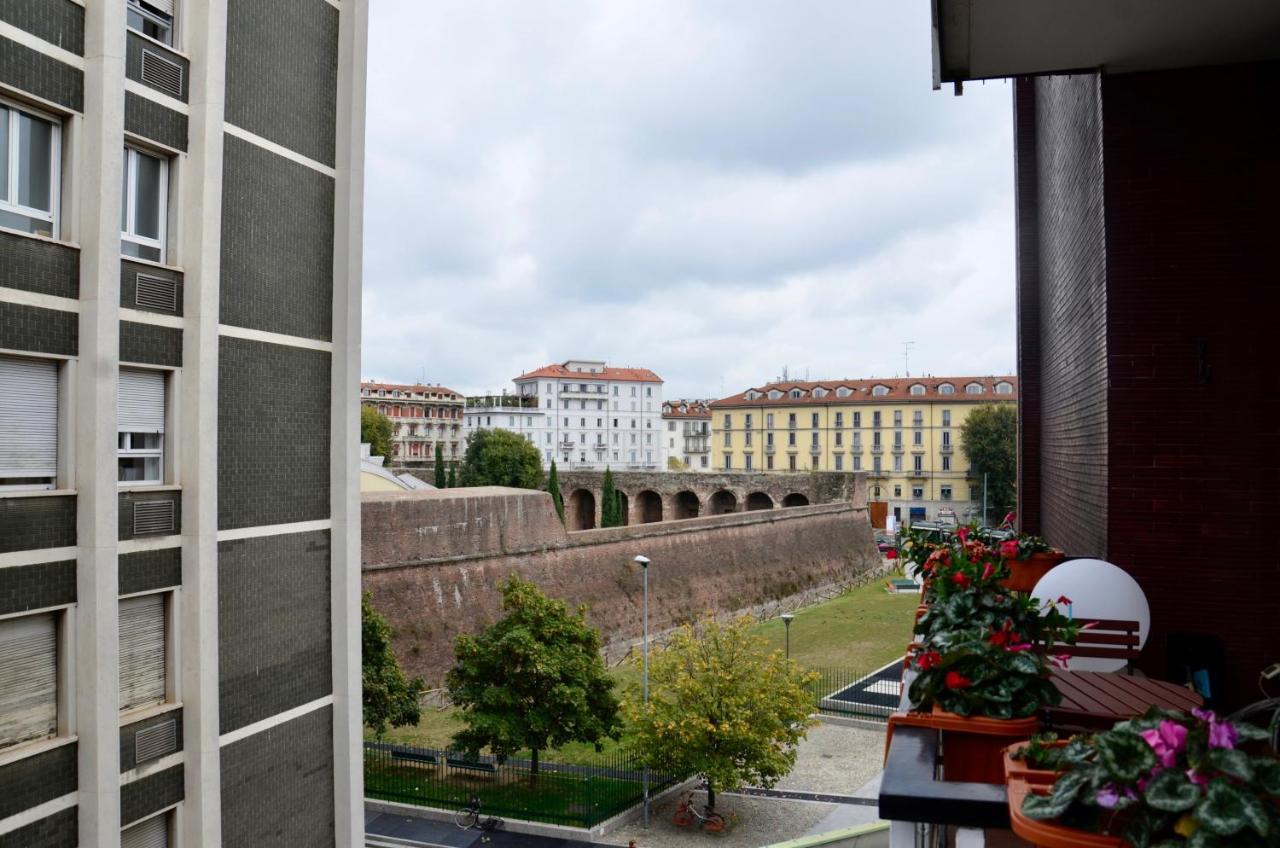 New Renovated Apartment With Balcony Porta Romana 米兰 外观 照片